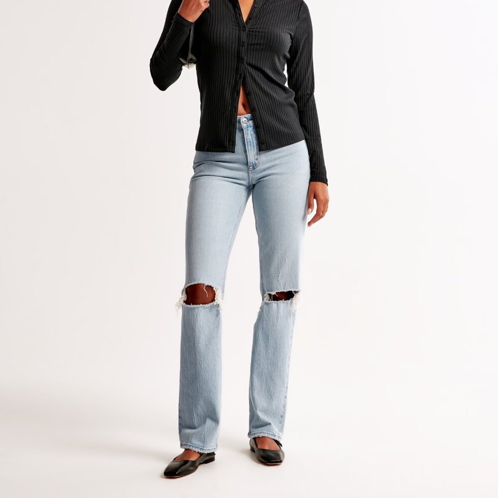 Abercrombie & Fitch Mid Rise 90s Straight Jean - 29L Light Destroy (NWT!)